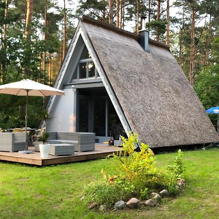 Ferienhaus Reetdach 1300Qm Privatgrundstueck Bootssteg Sauna Templin Luebbesee Uckermark Erholung Pur Seenplatte Petersdorf  Exterior photo
