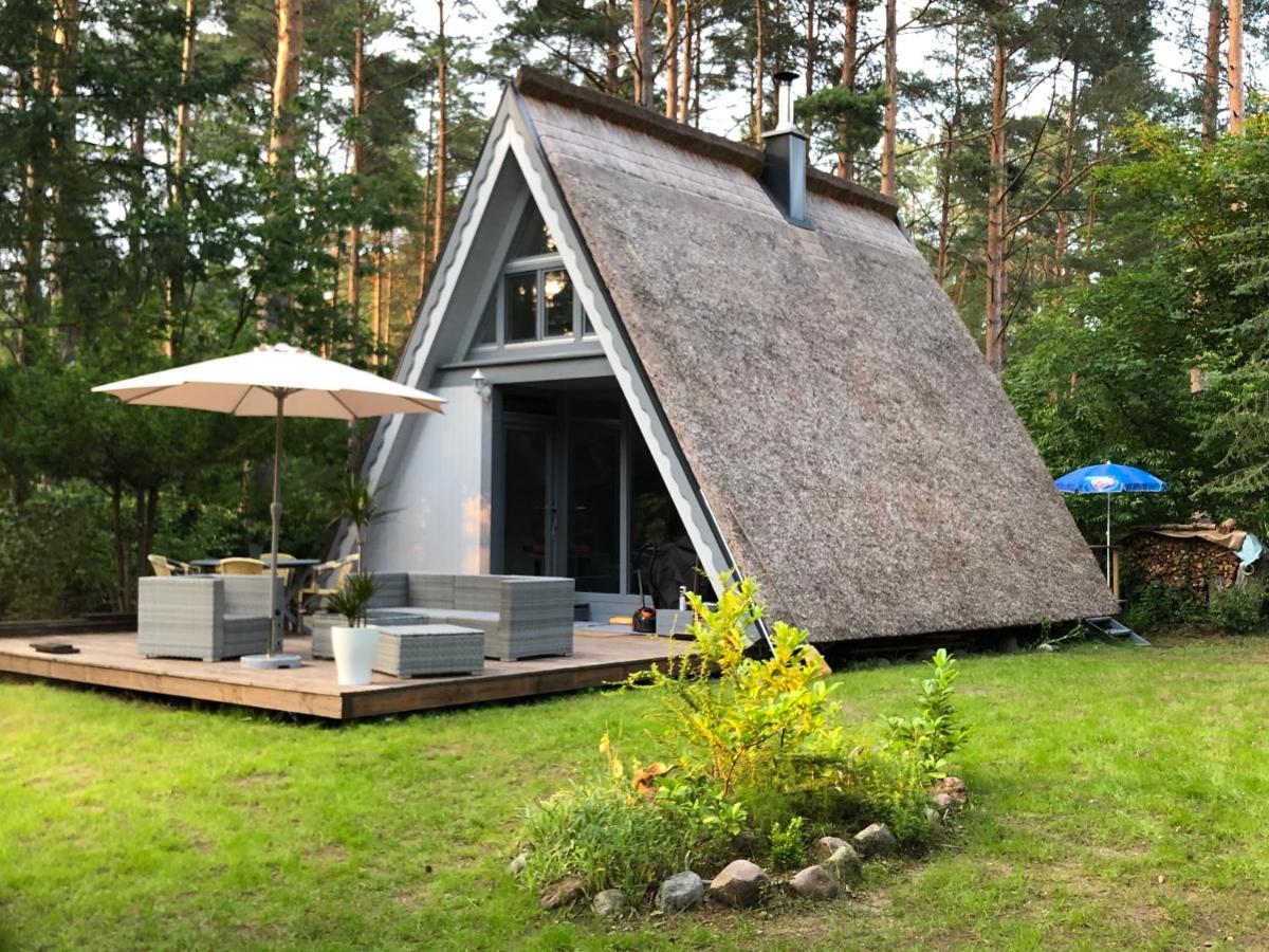 Ferienhaus Reetdach 1300Qm Privatgrundstueck Bootssteg Sauna Templin Luebbesee Uckermark Erholung Pur Seenplatte Petersdorf  Exterior photo