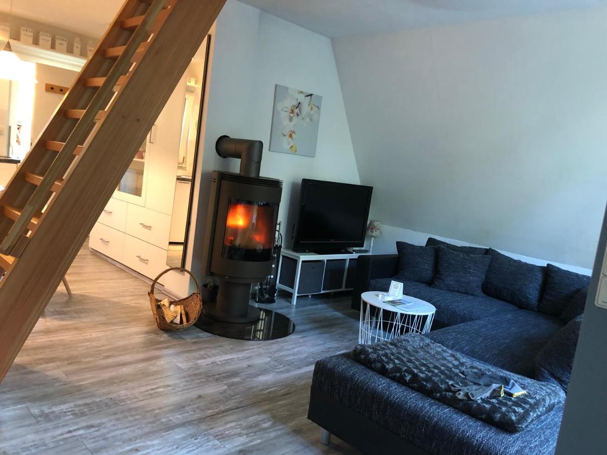 Ferienhaus Reetdach 1300Qm Privatgrundstueck Bootssteg Sauna Templin Luebbesee Uckermark Erholung Pur Seenplatte Petersdorf  Exterior photo